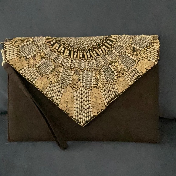 Clutch - Picture 1 of 2